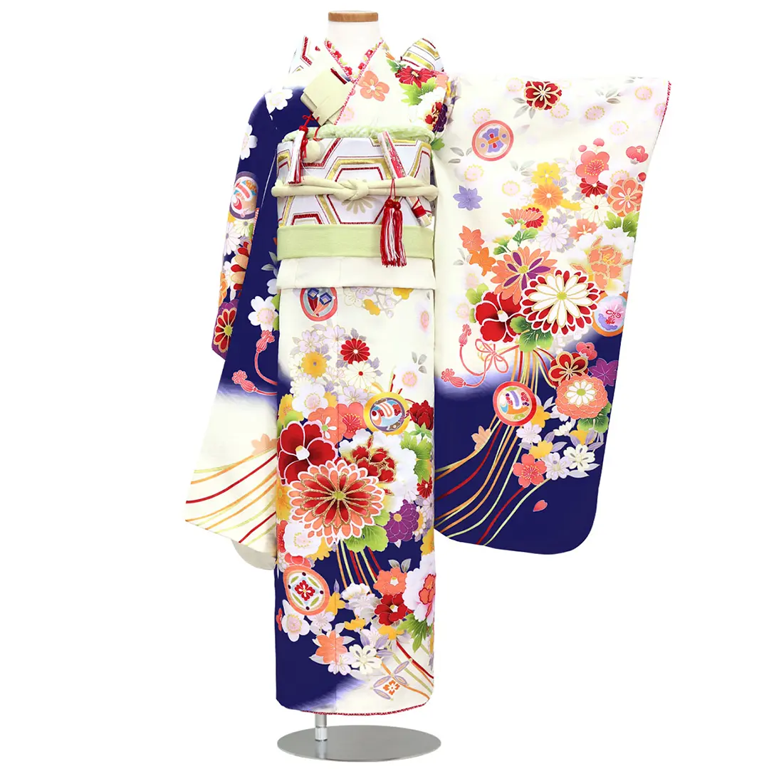 白地と紺地に百花の着物（グリーン）／七五三・七歳女の子／正面