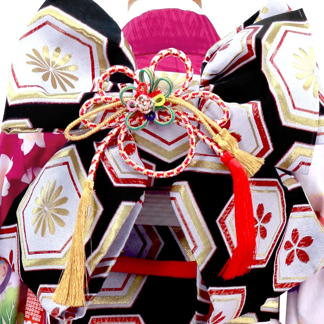 赤地と白地に百花の着物（アイボリー）／七五三・七歳女の子／帯