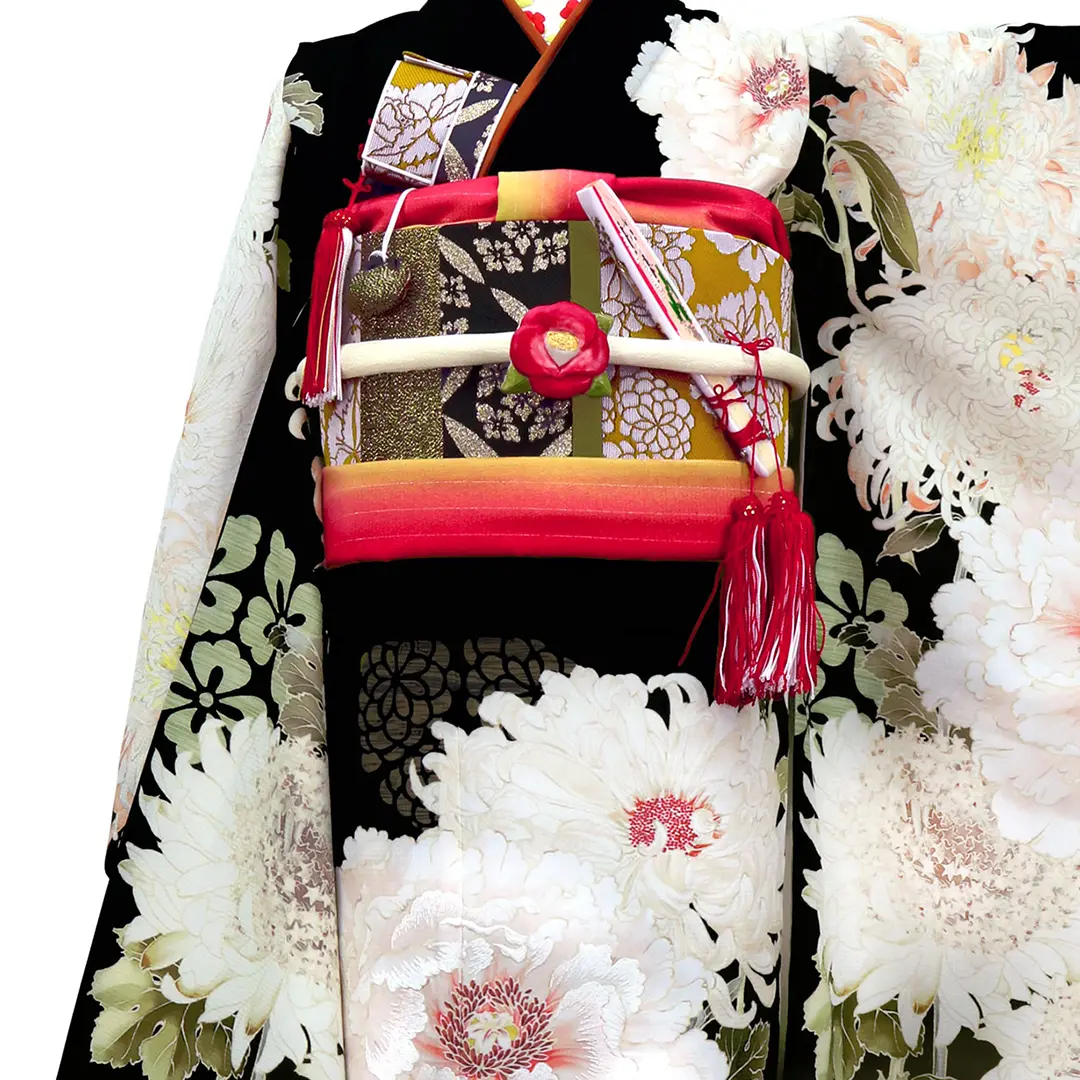 409ag96□七五三 三歳 女児 アンティーク 着物のみ 市松模様 菊文□美品 芸艸堂》大輪の牡丹と菊の着物（黒）／七五三・七歳女の子 | 宅配着物