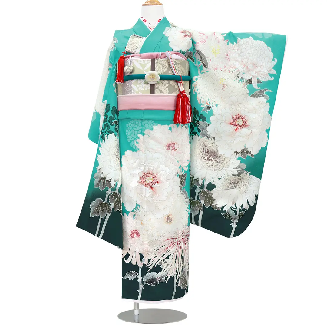 UNSODO》大輪の牡丹と菊の着物（ライトブルー）／七五三・七歳