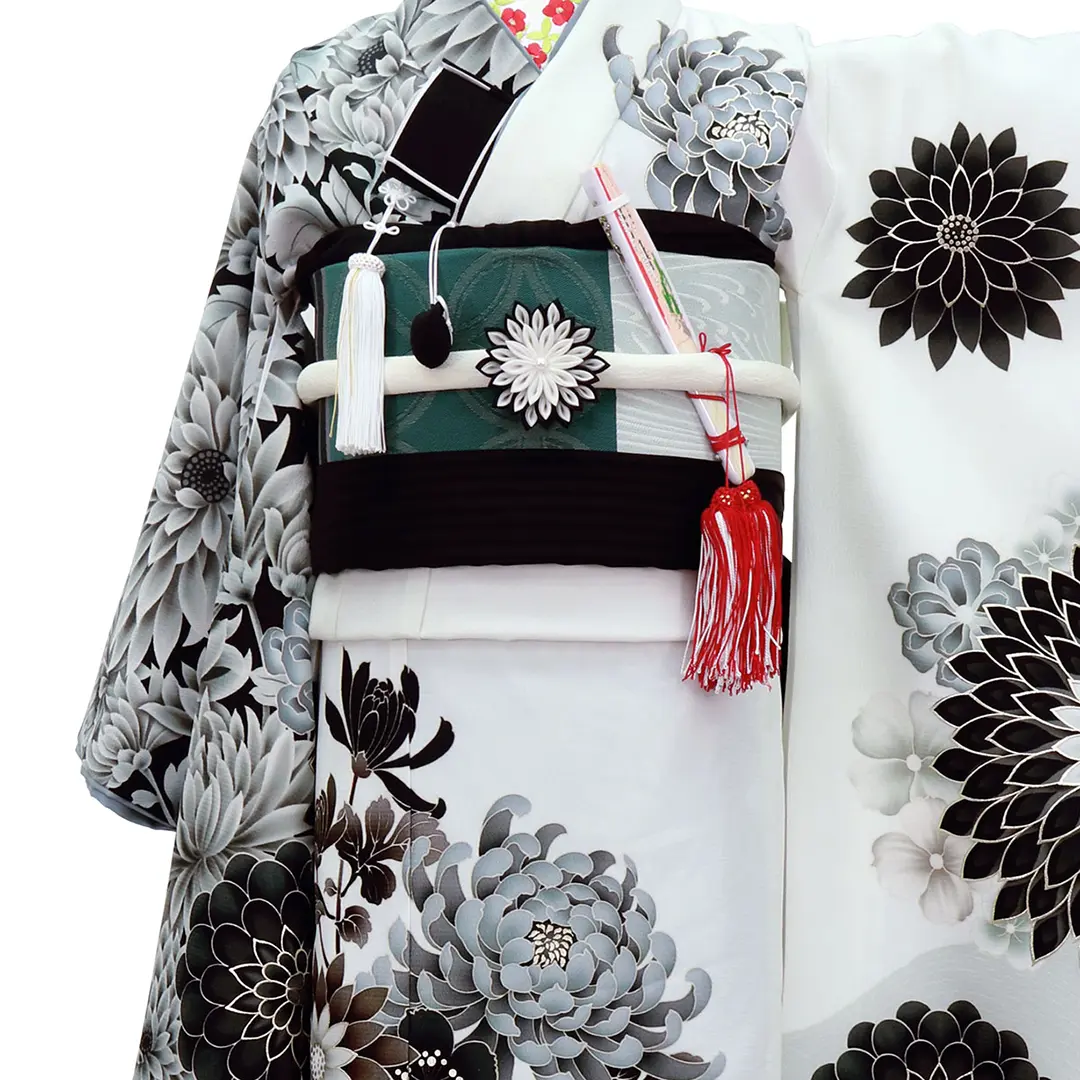 JAPAN STYLE》菊づくし片身がわり(白）／七五三・七歳の女の子 | 宅配
