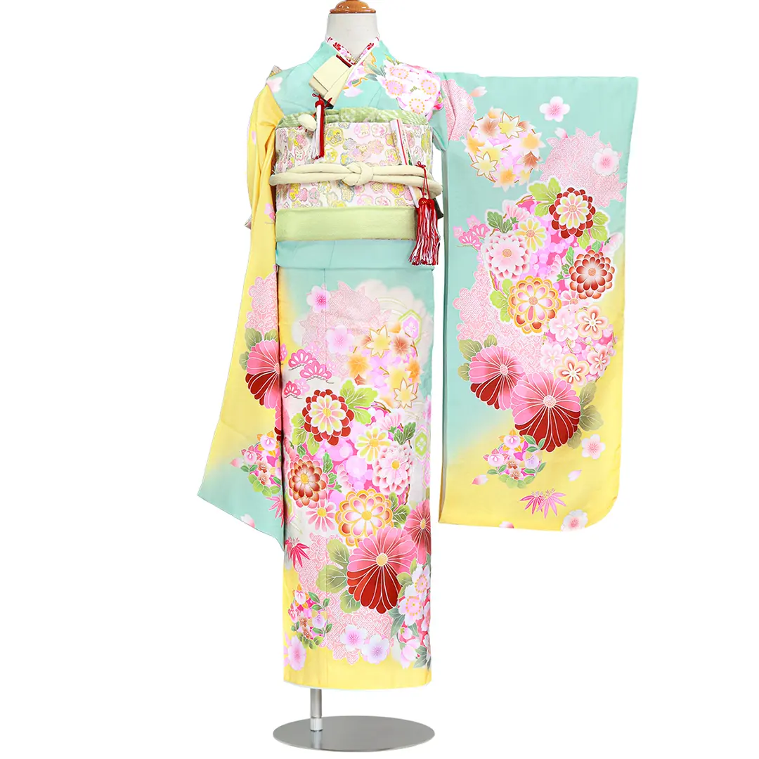 黄色と水色地に花丸文の着物（白帯にグリーン）／七五三・七歳女の子