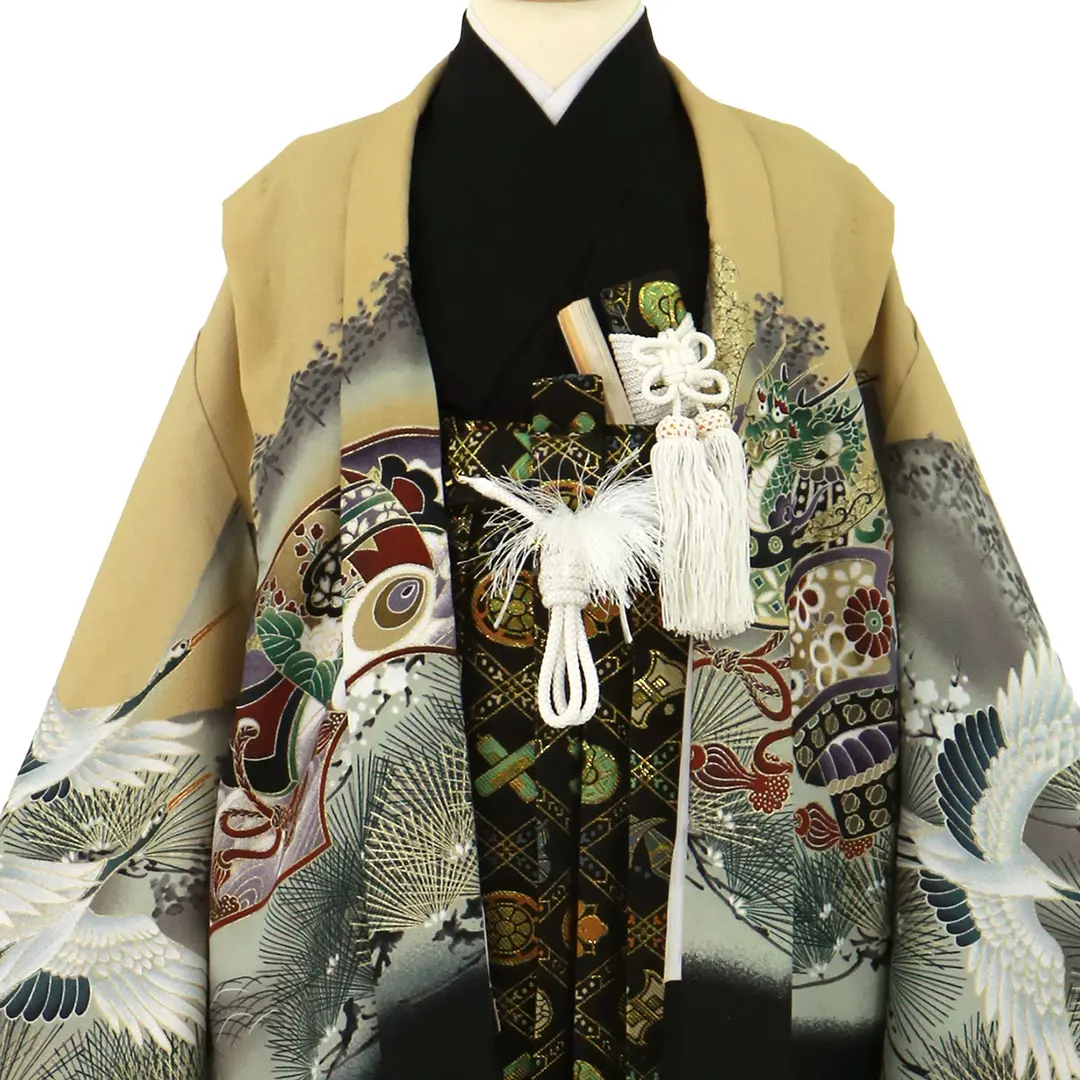 七五三　5歳男の子着物　袴　白　鷹　虎　富士山　金たたき　鶴　新品　B 楽天市場】七五三 753 着物 男の子 袴 セット 5歳羽織袴 フル