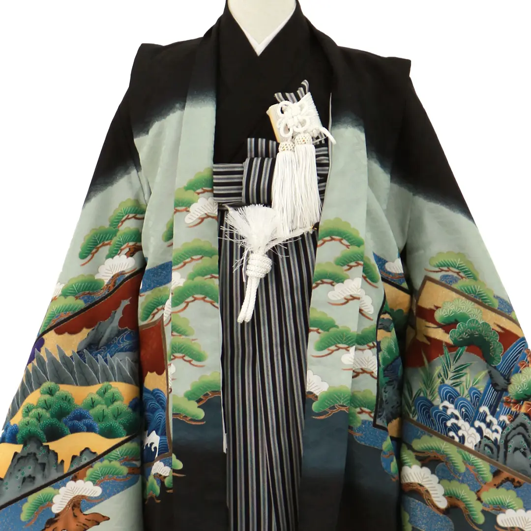 黒地に鷹と松・屏風、黒縞の袴／七五三・五歳男の子・袴／衿元詳細