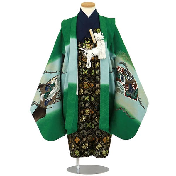 緑地に鷹と扇、黒の袴／七五三・五歳男の子・袴 | 宅配着物レンタルの