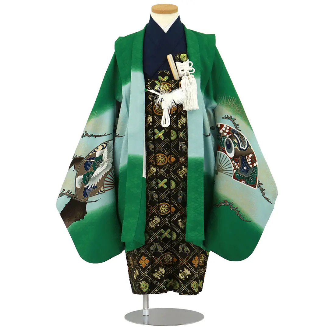 緑地に鷹と扇、黒の袴／七五三・五歳男の子・袴 | 宅配着物レンタルの