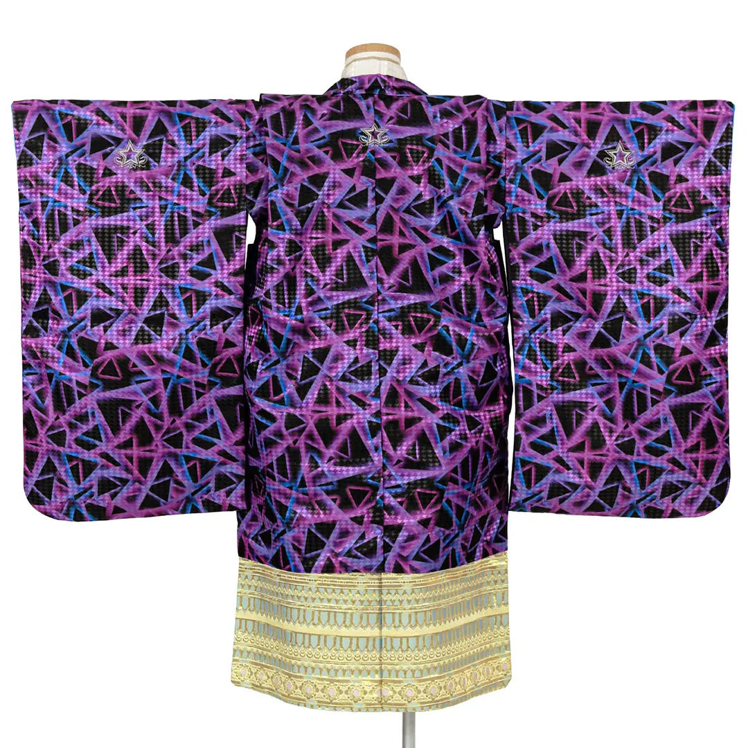 紫地に幾何学模様、白金の袴／七五三・五歳男の子・袴 | 宅配着物