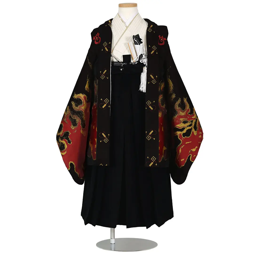 黒地に炎と鍵、黒の袴／七五三・五歳男の子・袴 | 宅配着物