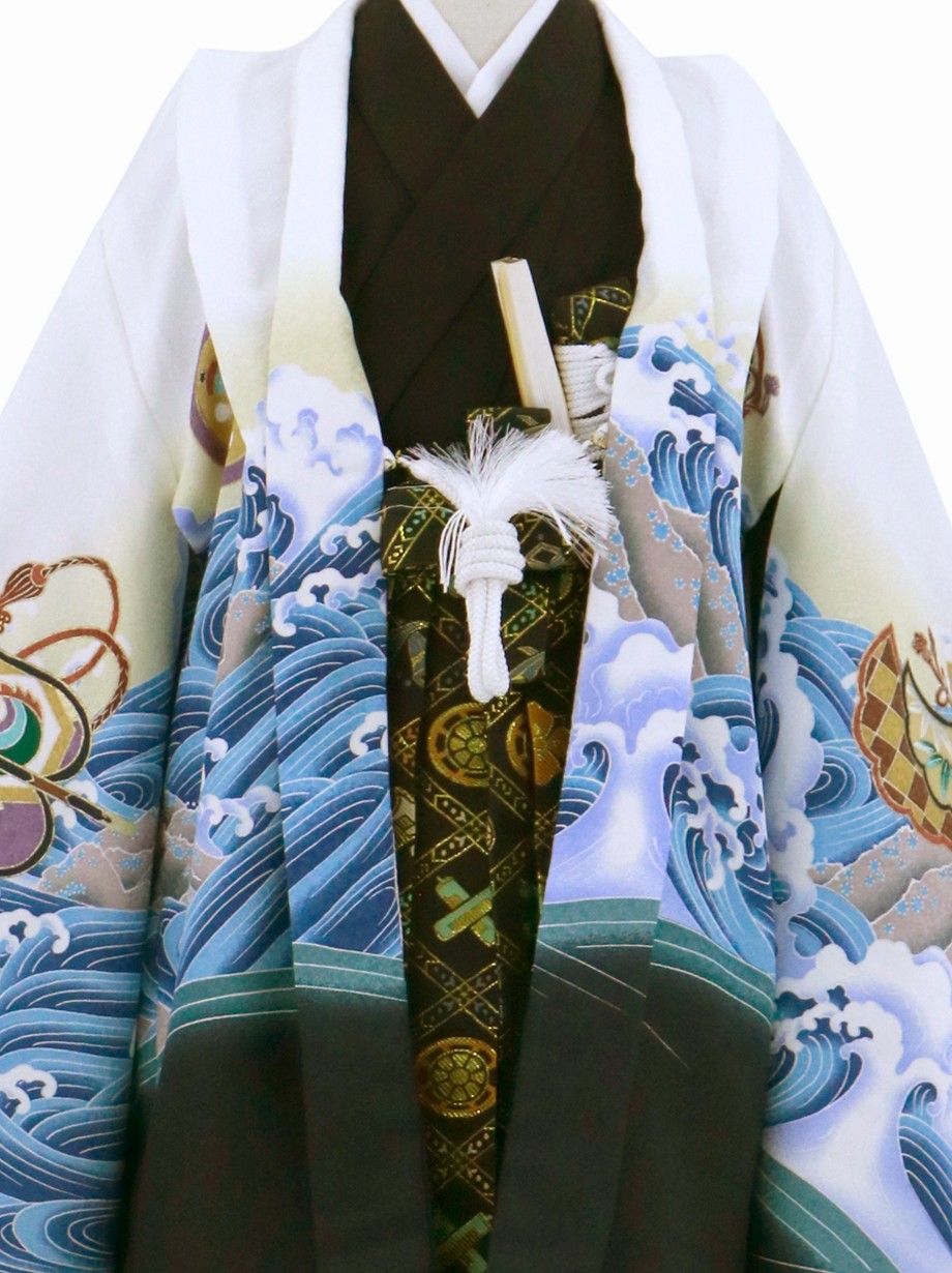 白地に虎と波、黒の袴／七五三・五歳男の子・袴 | 宅配着物レンタルの