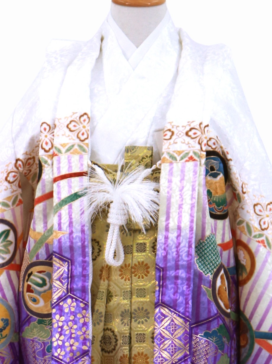 七五三 男の子 5歳 龍×兜柄 のしめ 襦袢セット 金銀彩 袴付き 七五三 男の子 5歳 龍×兜柄 のしめ 襦袢セット 金銀彩 袴付き