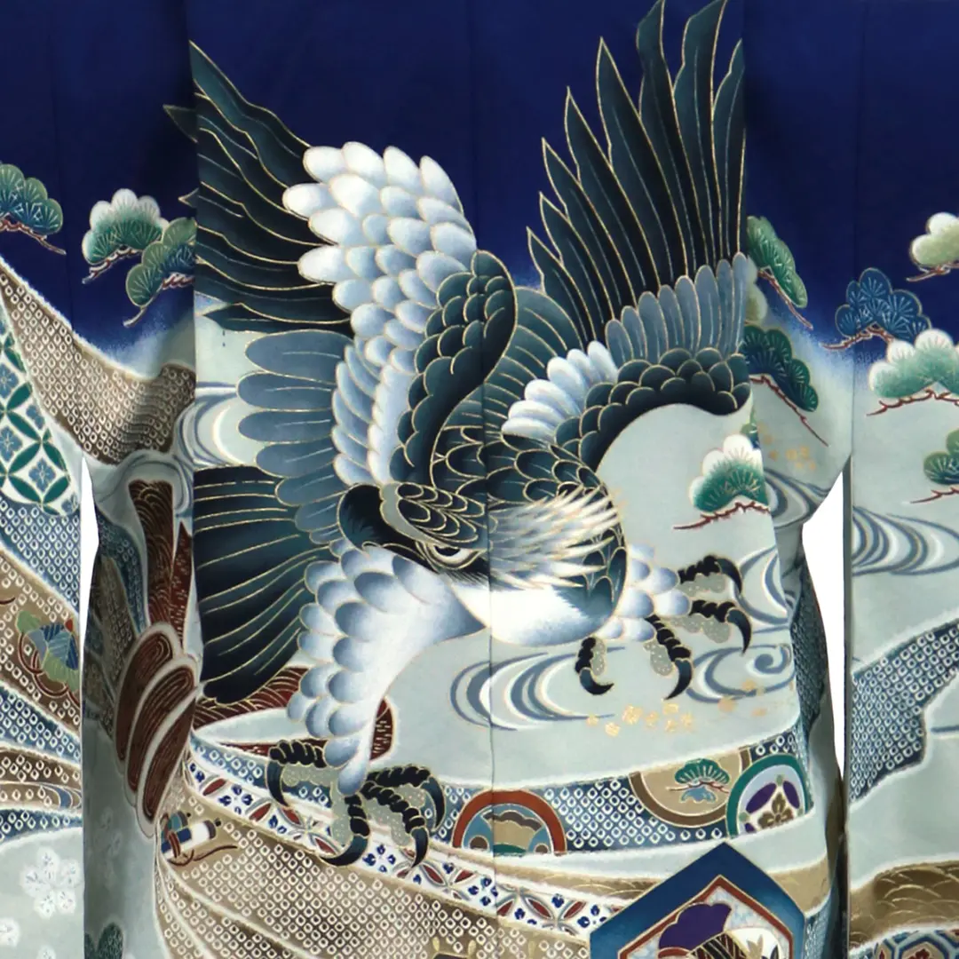 七五三5歳完全フルセット‼️紺×白地 兜鷹刺繍金彩煌びやか✨草履足袋