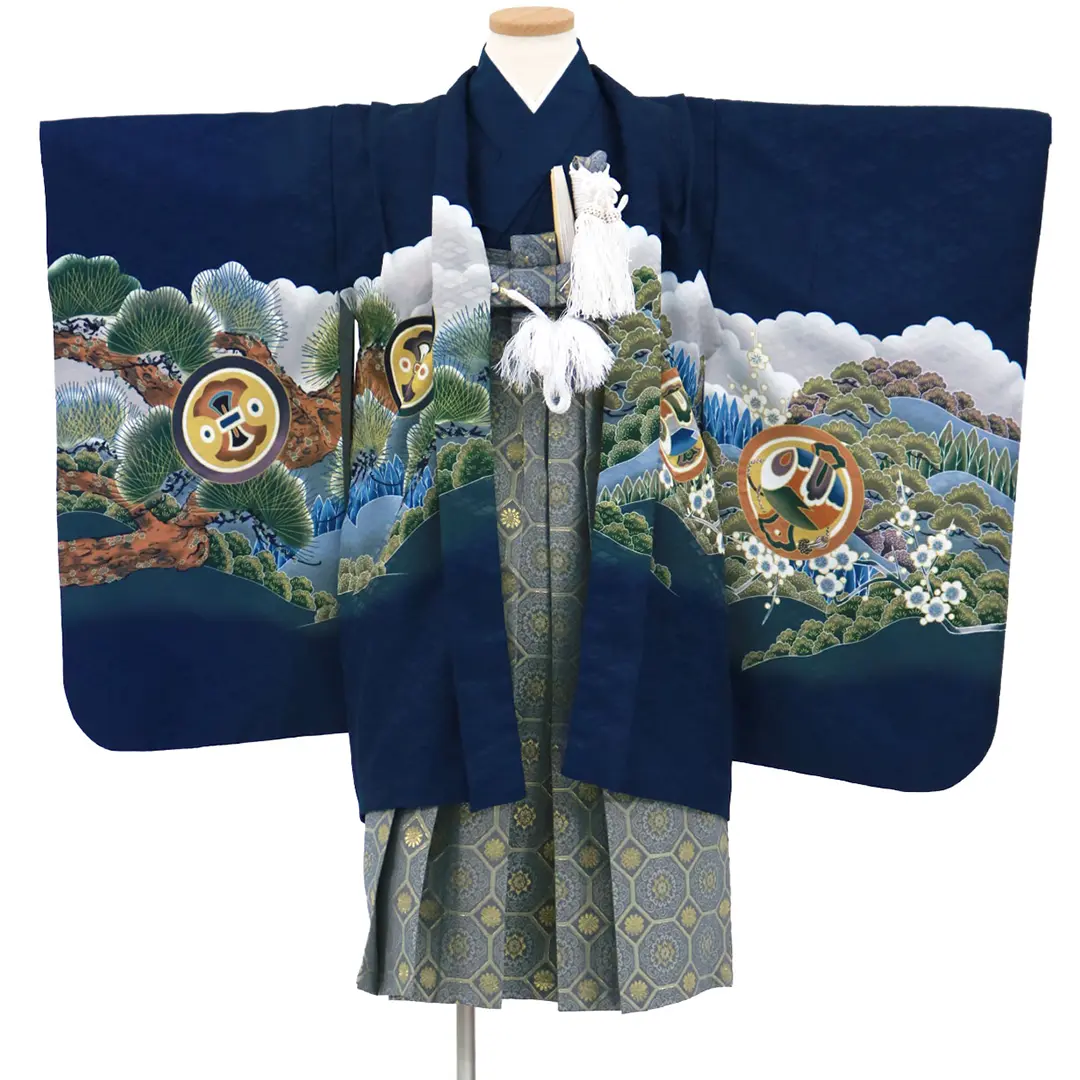 紺地に鷹と富士山、藍鼠の袴／七五三・五歳男の子・袴／羽織の柄