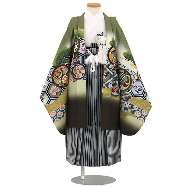 抹茶地に兜と吉祥文、黒縞の袴／七五三・五歳男の子・袴