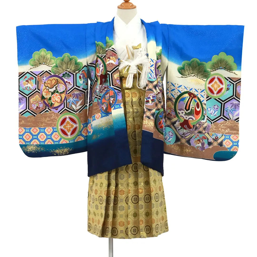 青色地に鷹と菱や亀甲、金襴の袴／小さめサイズ／七五三・五歳男の子・袴／羽織の柄