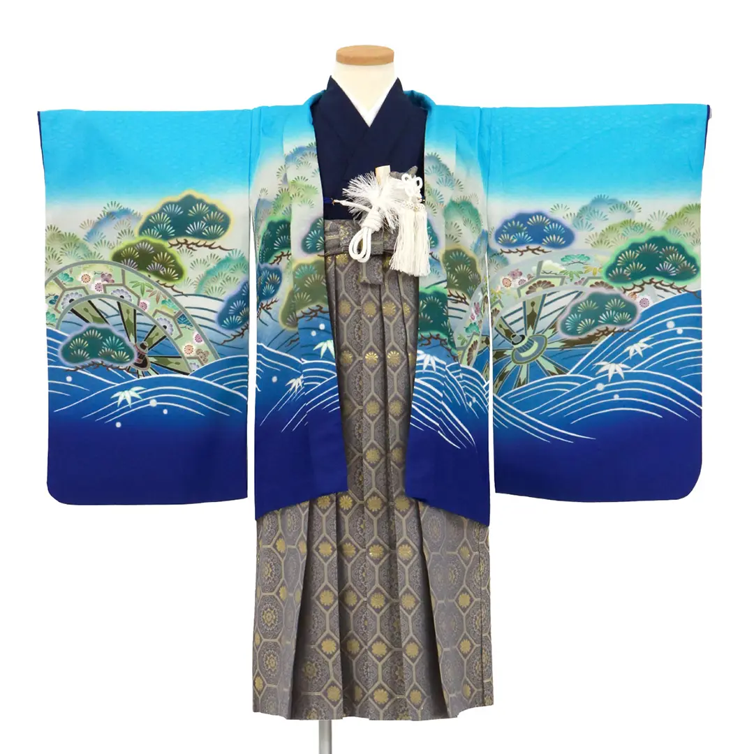 水色地に鷹と源氏車、藍鼠の袴／七五三・五歳男の子・袴 | 宅配着物