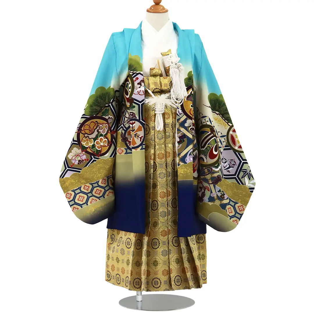水色地に鷹と吉祥文、金襴の袴／小さめサイズ／七五三・五歳男の子・袴／正面