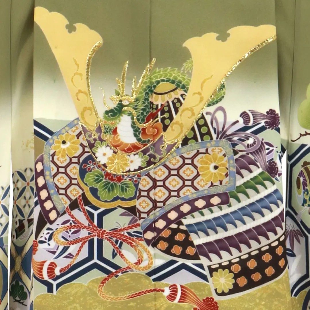 抹茶地に兜と吉祥文、黒の袴／七五三・五歳男の子・袴