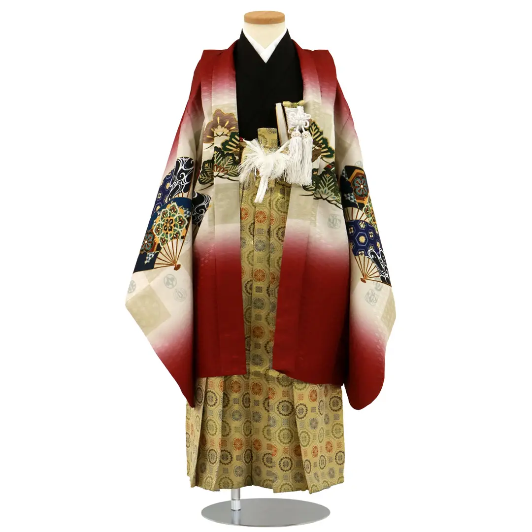 臙脂地に鷹と市松に扇、金襴の袴／七五三・五歳男の子・袴／正面