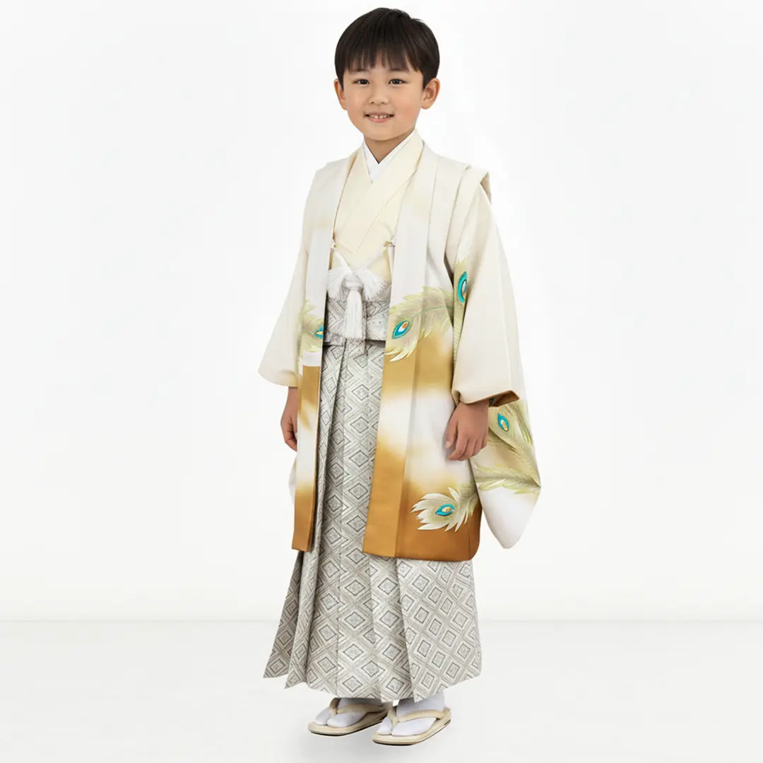 アイボリー地に金の鳳凰、白グレーの袴／七五三・五歳男の子・袴