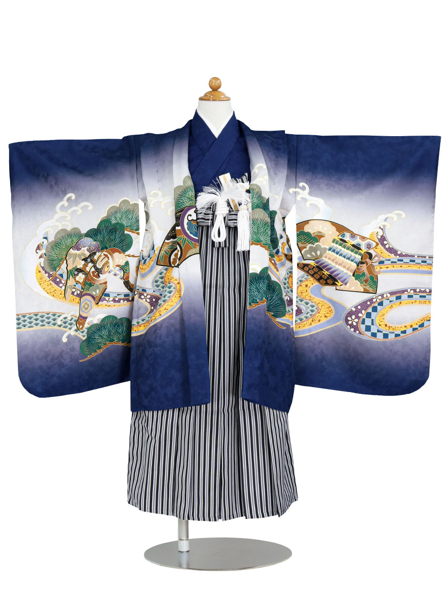 紺地に鷹や兜、黒縞の袴／七五三・五歳男の子・袴