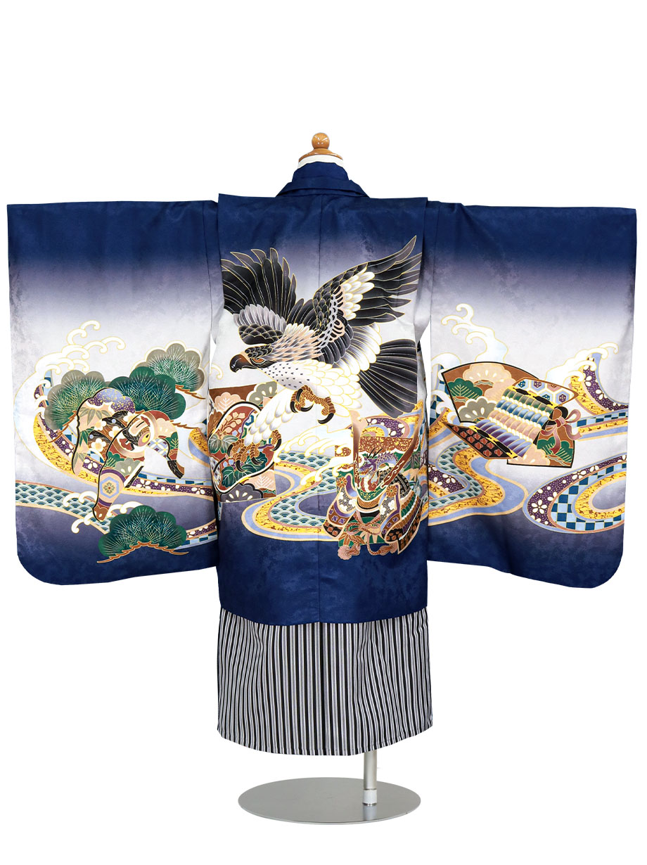 紺地に鷹や兜、黒縞の袴／七五三・五歳男の子・袴
