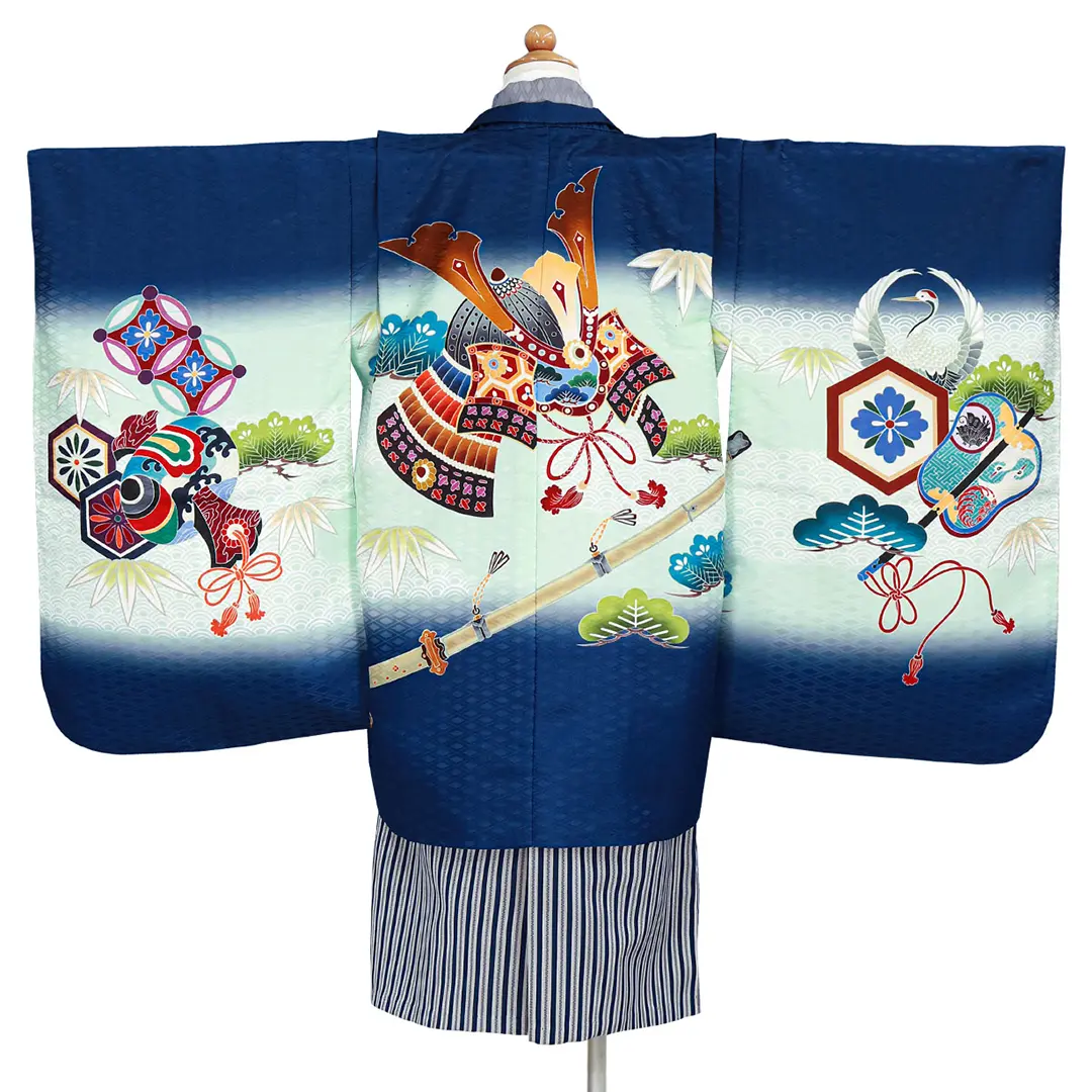 紺地に太刀と兜、紺縞の袴／七五三・五歳男の子・袴 | 宅配着物