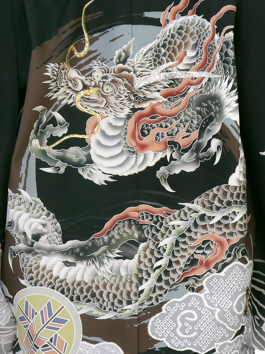 黒地に雲龍と丸紋、黒縞の袴／七五三・五歳男の子・袴