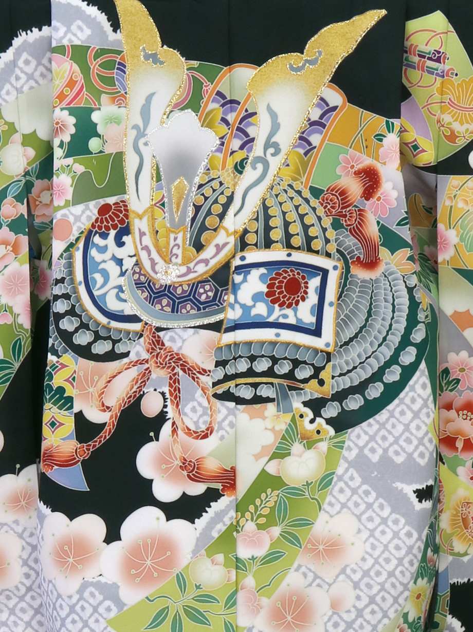 黒地に兜と束ね熨斗、藍鼠の袴／七五三・五歳男の子・袴