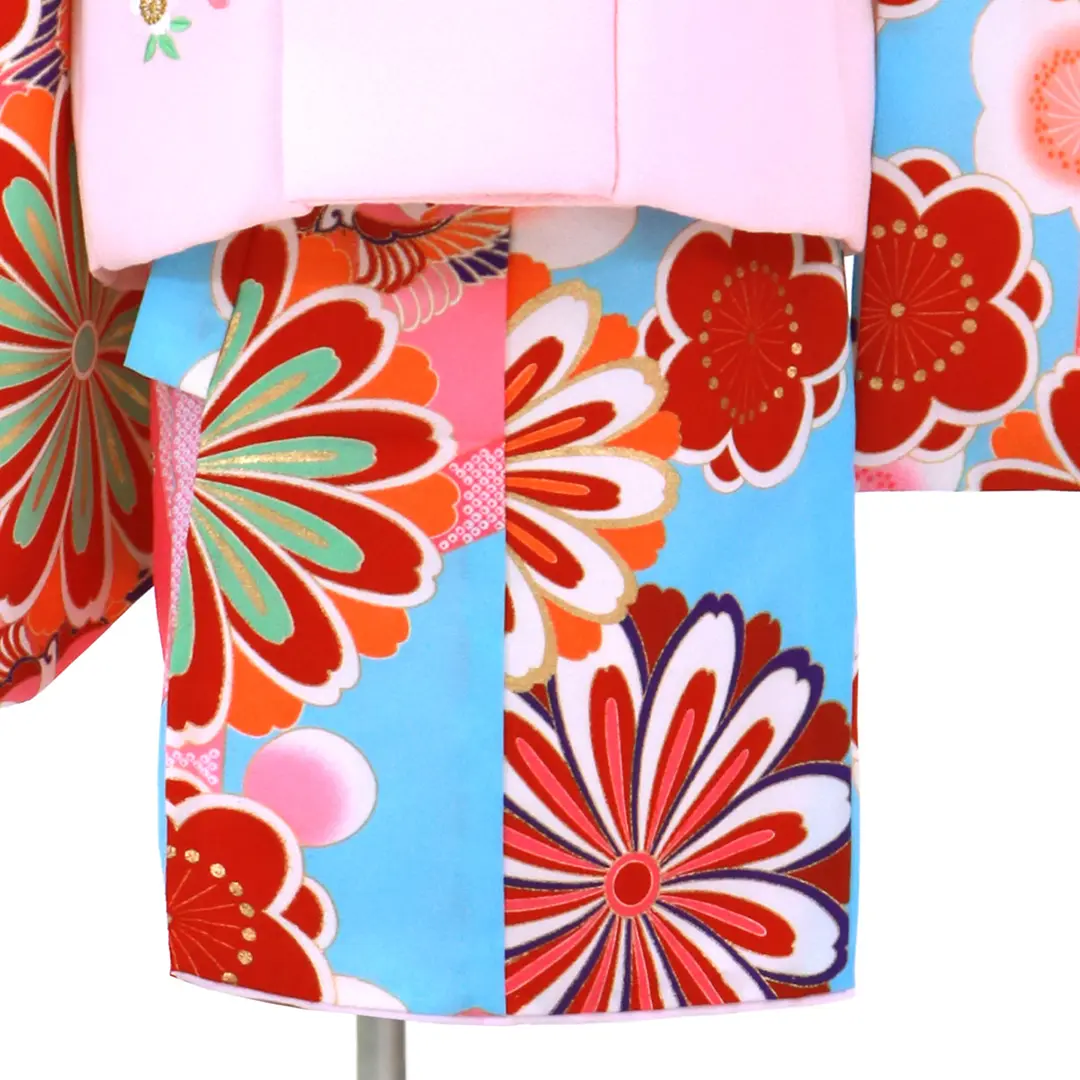 水色地に菊と鶴菱、桜色の被布コートセット／七五三・三歳女の子／裾