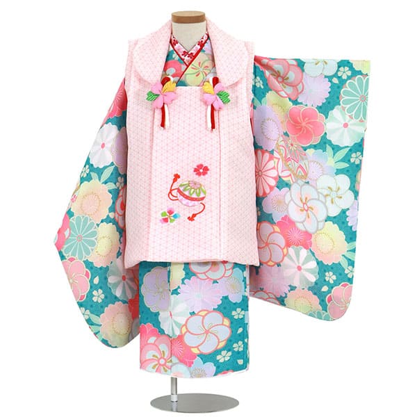 青地にねじ梅と桜に鞠、ピンクの麻の葉の被布コートセット／七五三・三