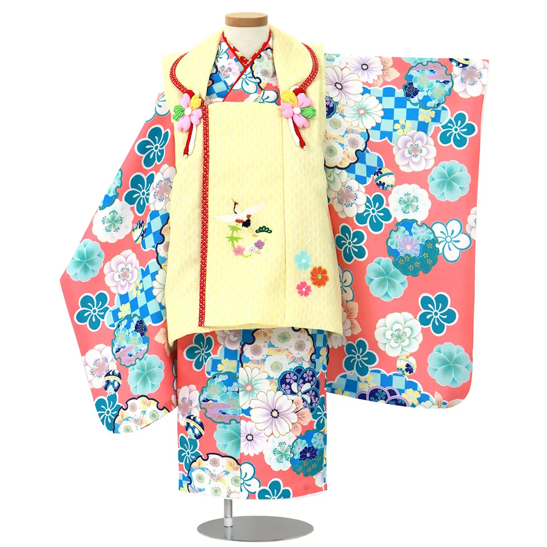サーモンピンクに市松の雲、黄色と赤の被布コートセット／七五三・三歳女の子