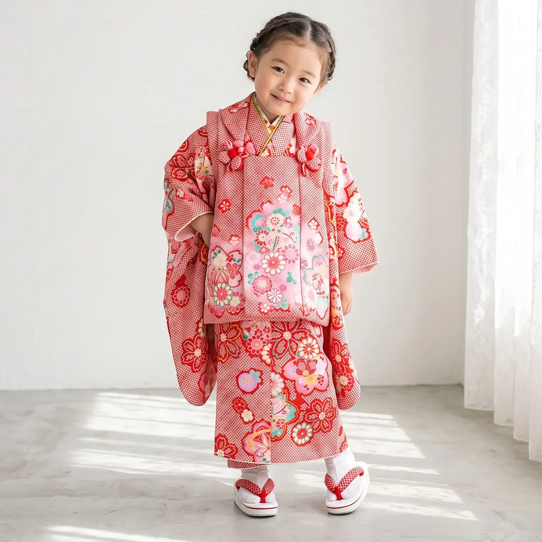 赤地に疋田と桜、赤の被布コートセット／七五三・三歳女の子