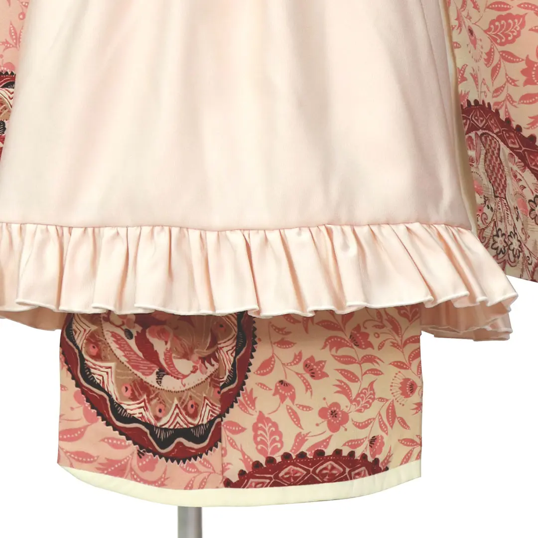 《九重》ピンク地に小鳥、洋風の被布コートセット／七五三・三歳女の子 裾