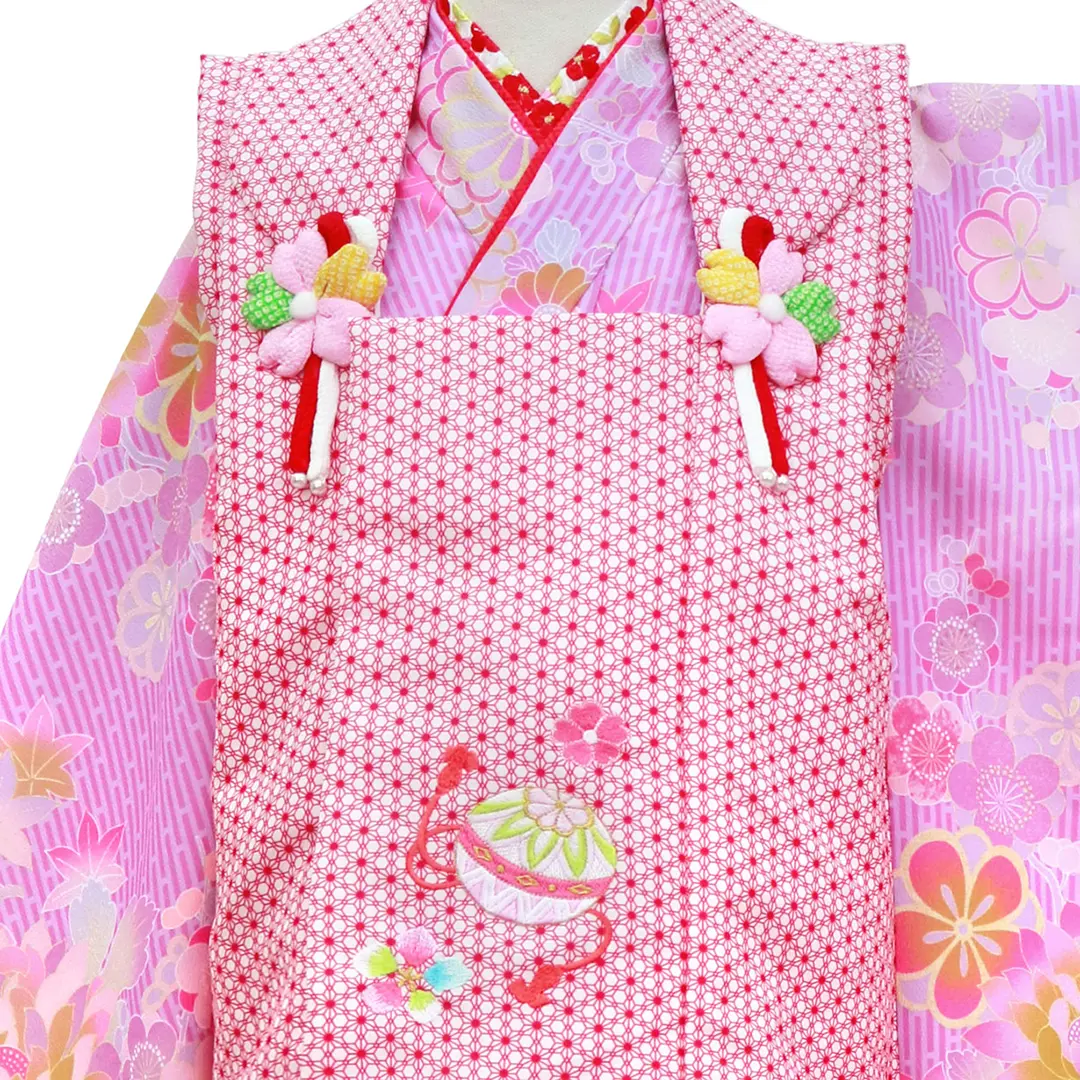 紫のストライプに百花の着物、赤地の麻の葉の被布コートセット／七五三・三歳女の子／被布詳細