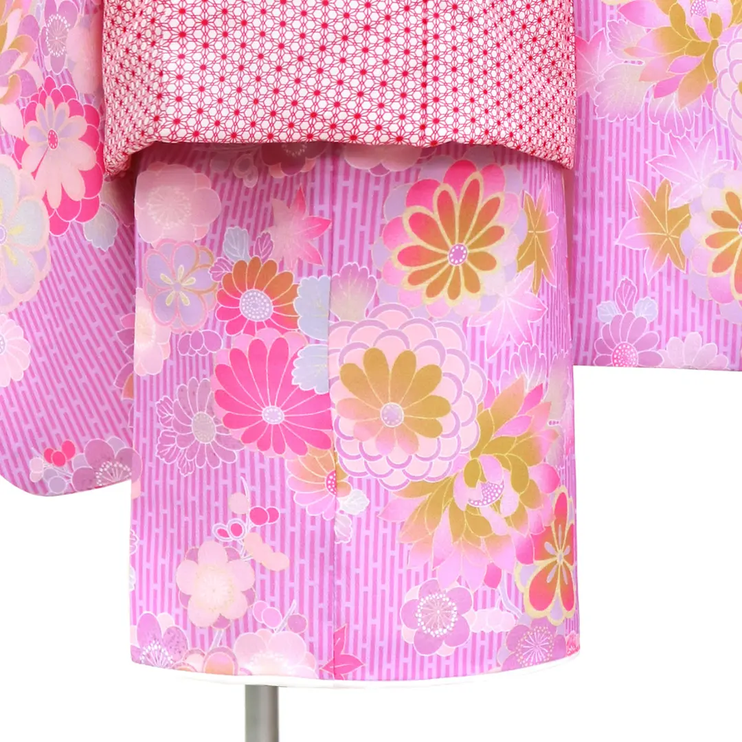 紫のストライプに百花の着物、赤地の麻の葉の被布コートセット／七五三・三歳女の子／裾