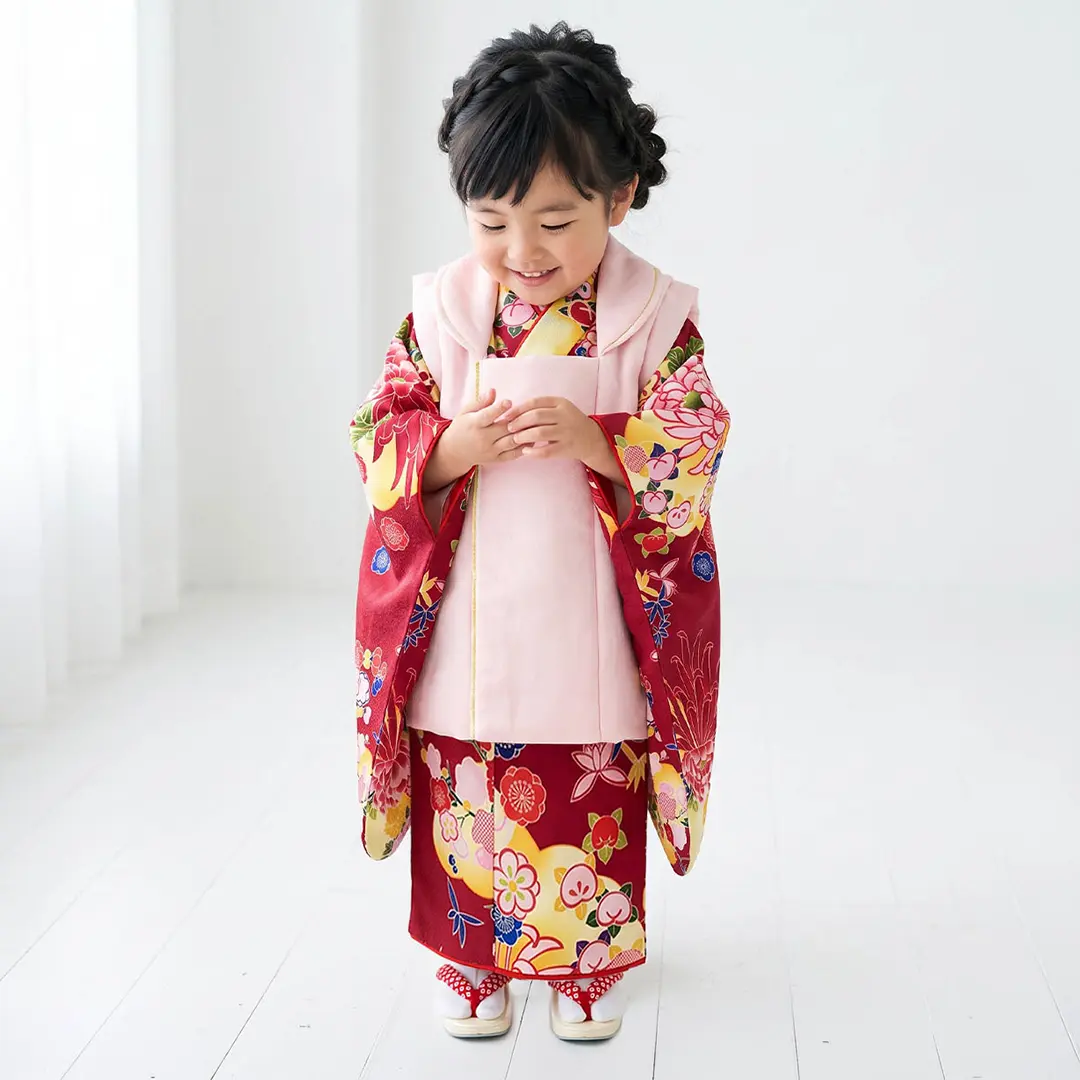 臙脂に菊の着物、ピンクの被布コートセット／七五三・三歳女の子