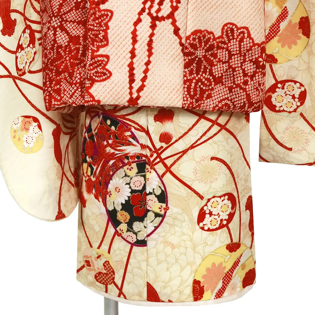 華徒然》桜と薬玉・鞠・貝合（白色）、白の被布コートセット