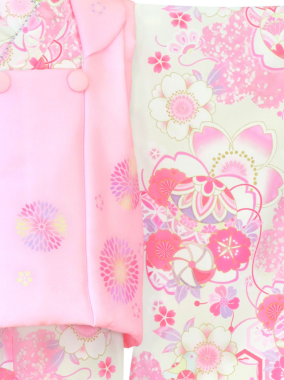 KAGURA》アイボリーに桜と鞠、ピンクの被布コートセット ／七五三・三