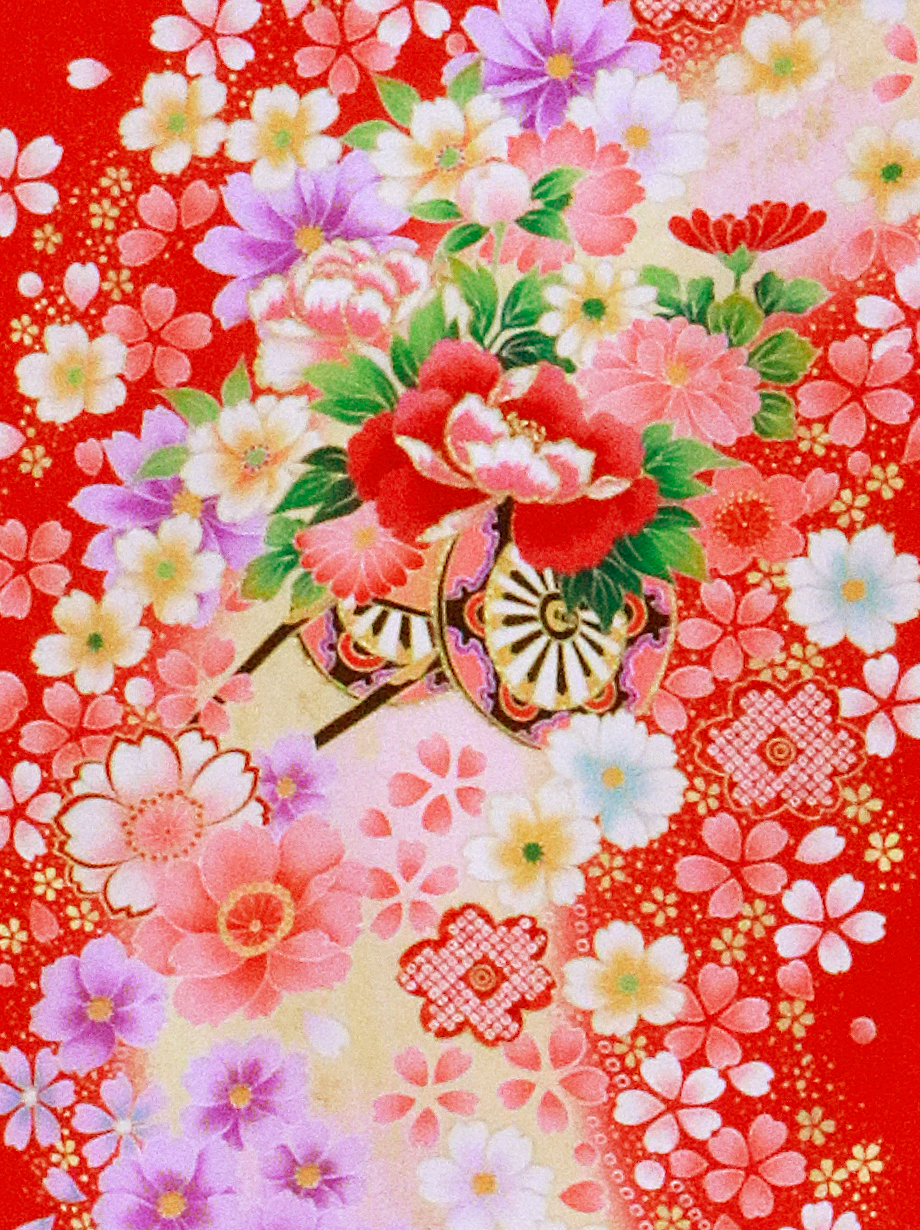 お宮参り産着／赤地に花車と鞠と雪輪の祝い着／女児／背中の柄詳細
