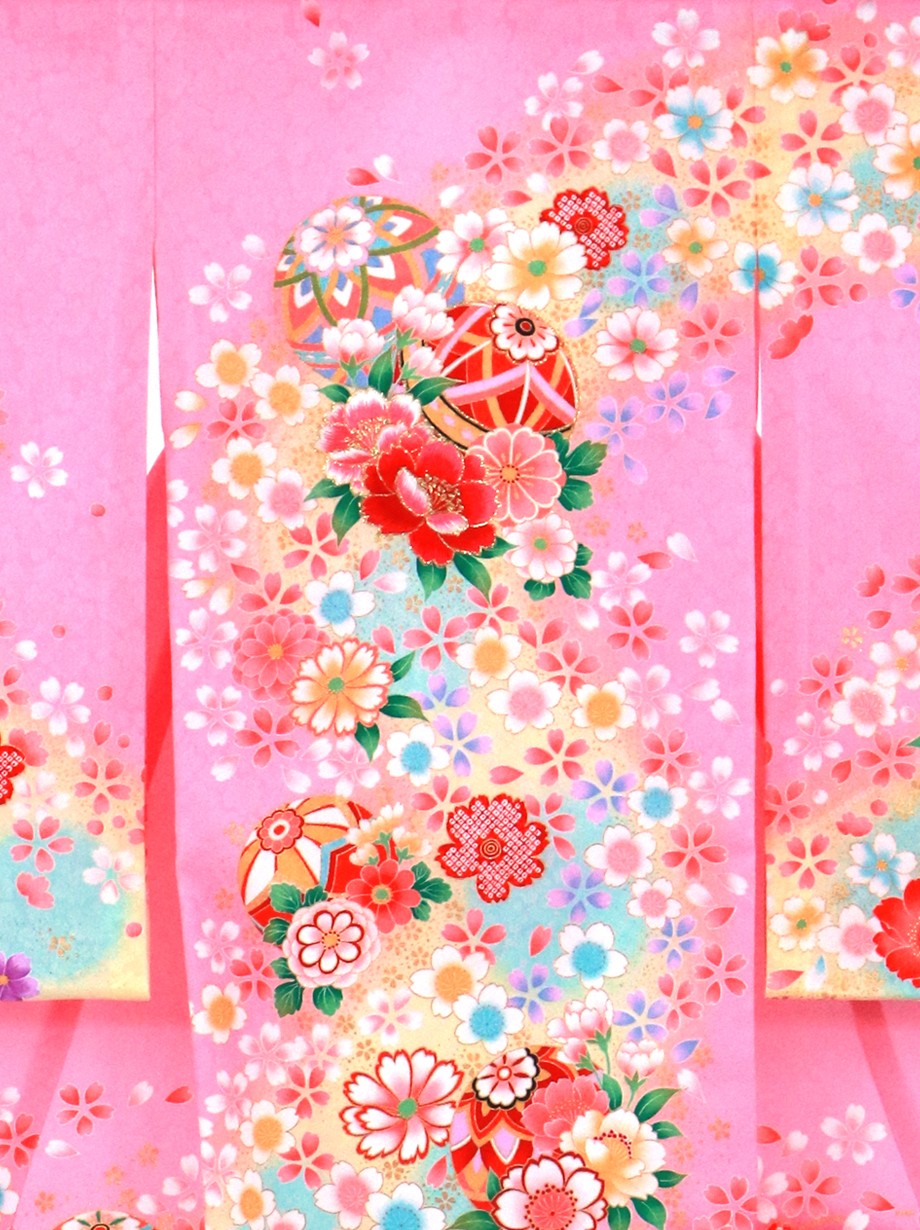 ピンク地に鞠と牡丹の祝い着（産着）／女児