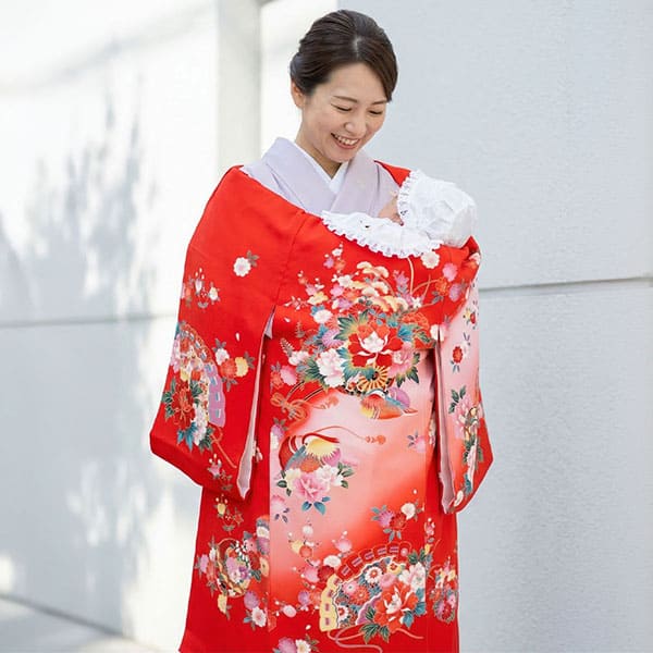 お宮参り産着／赤地に花車と扇、オシドリの祝い着／女児