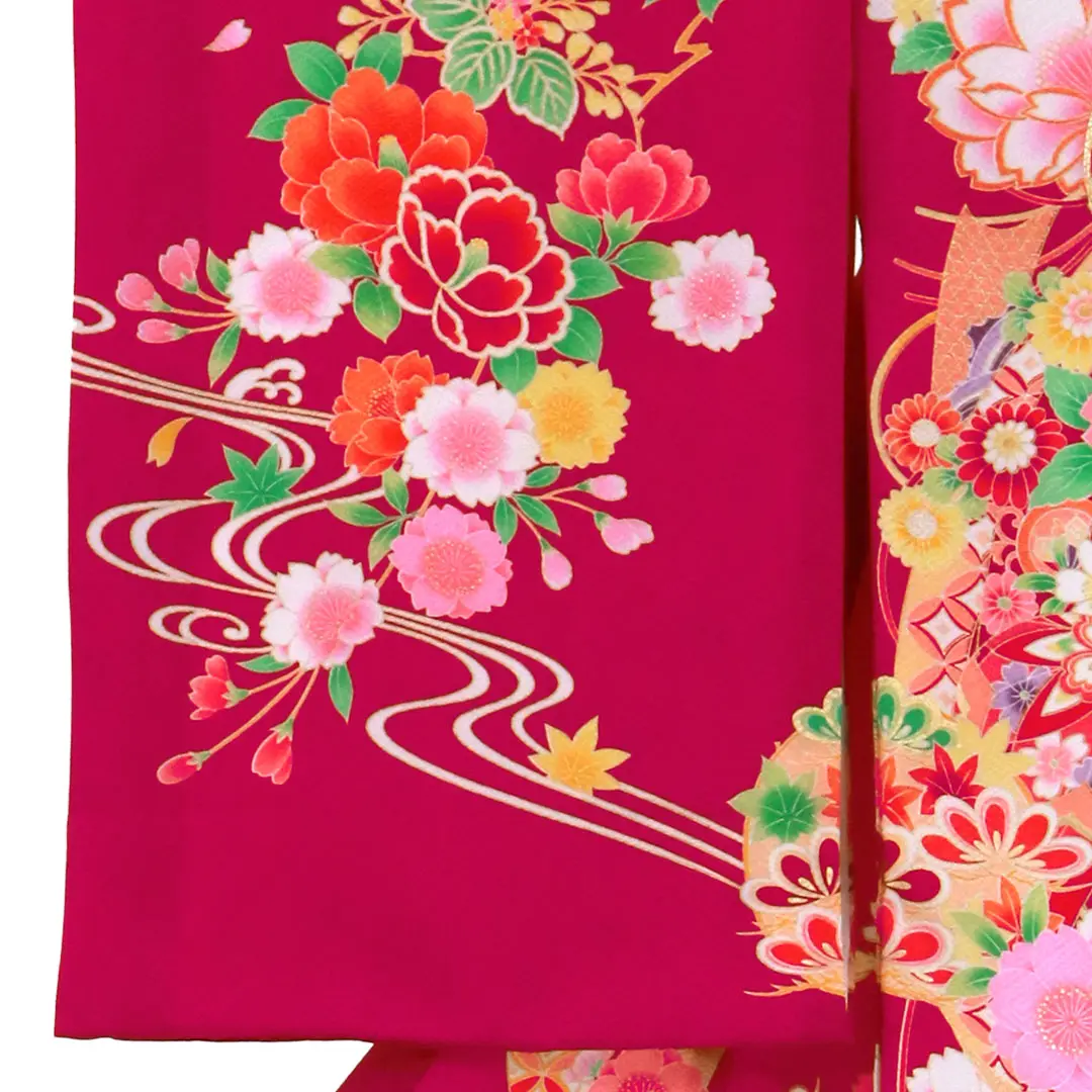 お宮参り産着／ルビー色に熨斗と鈴の祝い着／女児／左袖詳細