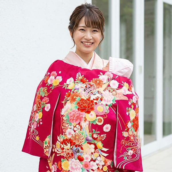お宮参り産着／赤地に鼓とうさぎの祝い着／女児 | お宮参りの産着