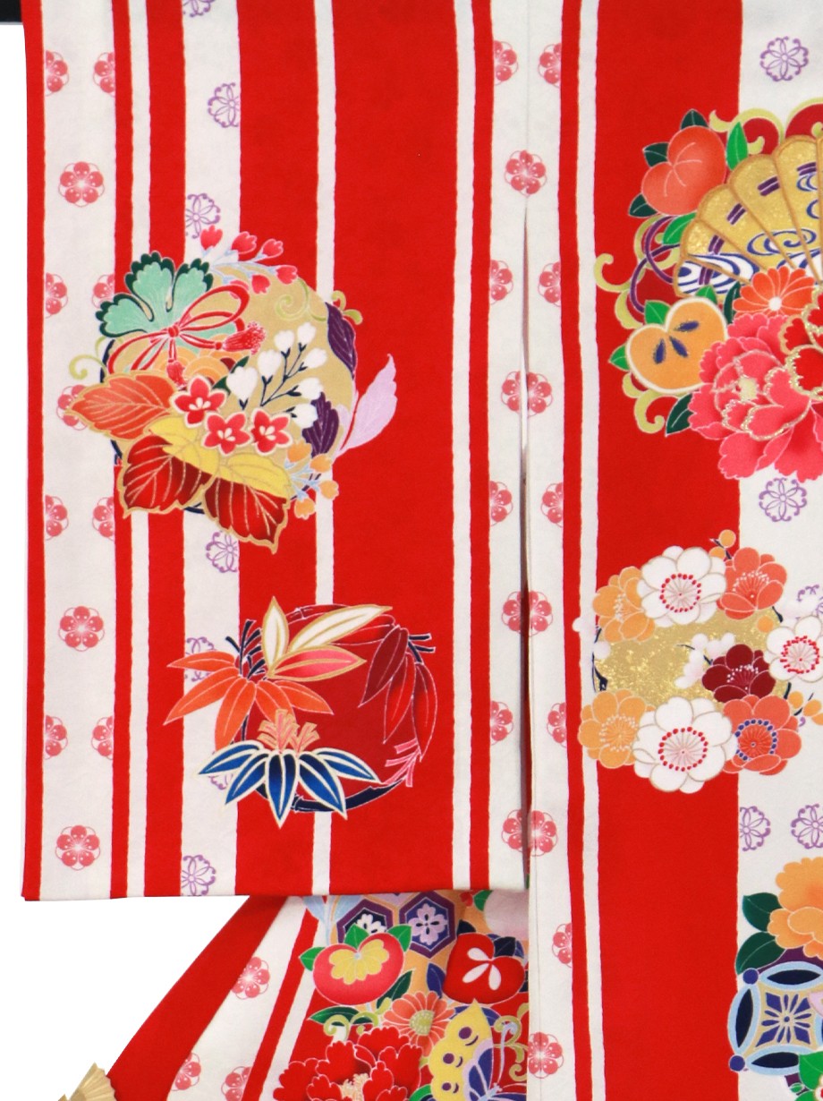 紅白の子持ち縞に花の丸文と吉祥柄の祝い着（産着）／女児