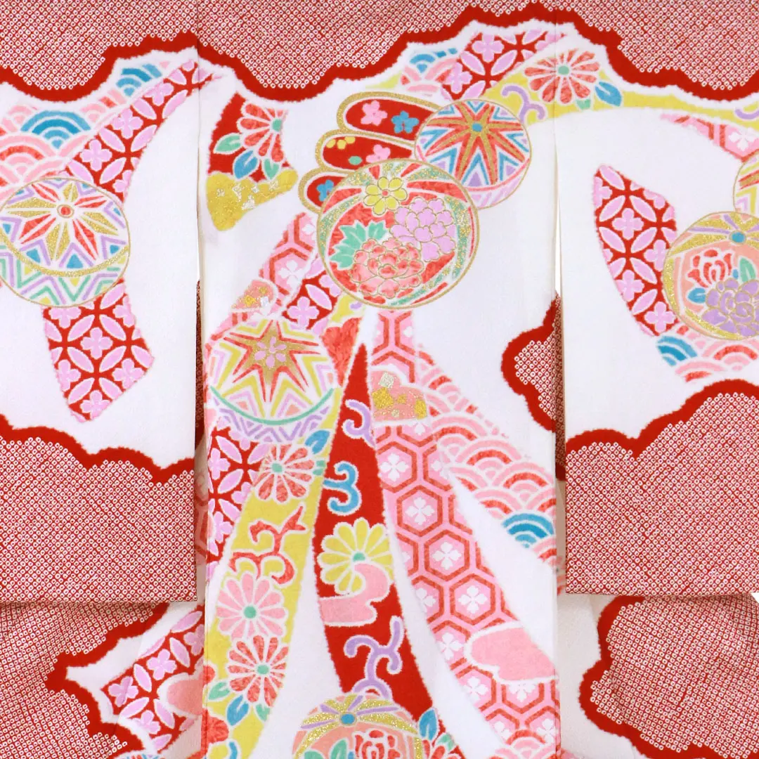 お宮参り産着／赤の染め疋田に束ね熨斗の祝い着／女児／背中詳細