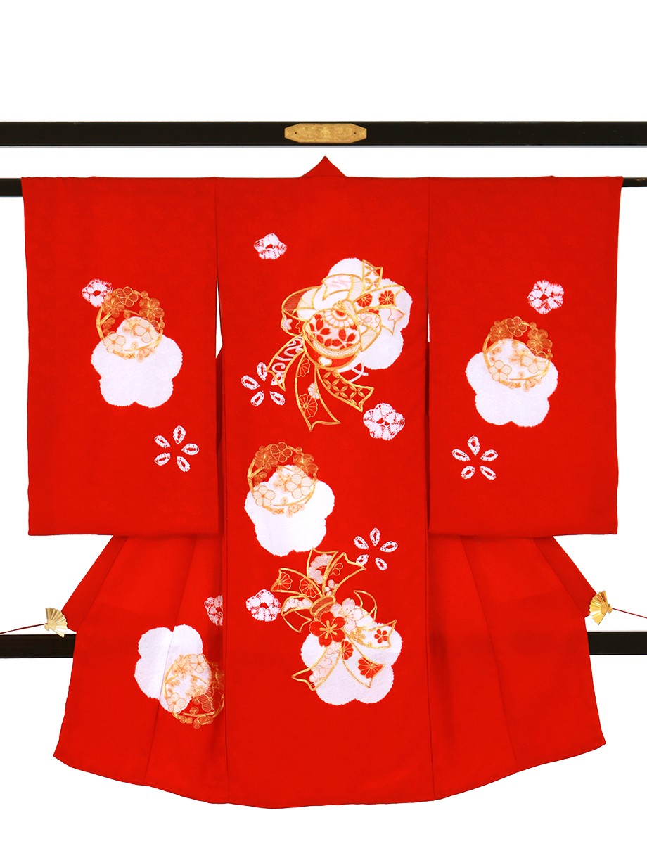 赤地に花、絞り染めの祝い着（産着）／女児*
