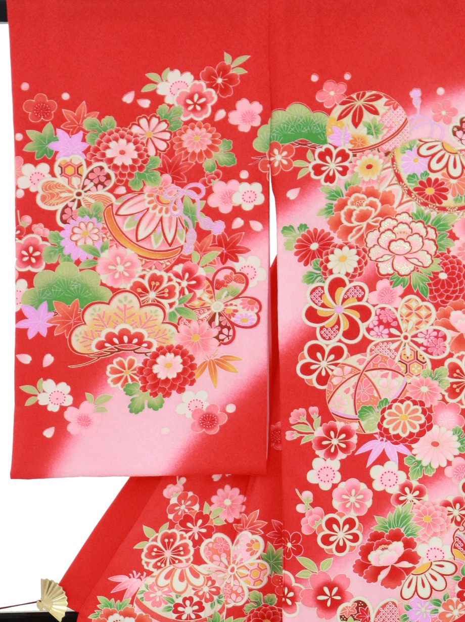 赤地に鞠と花尽くしの祝い着（産着）／女児