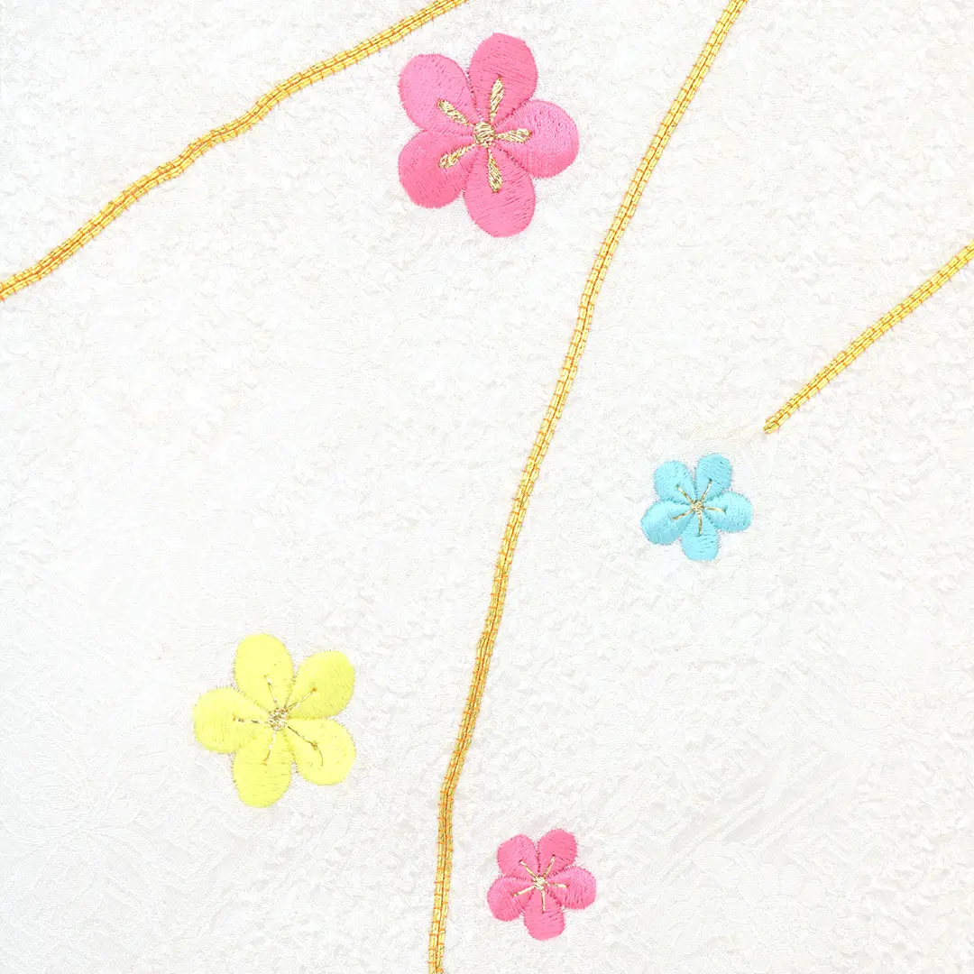 お宮参り産着／ピンク地に絞りの花文様と雪輪の祝い着／女児 | お