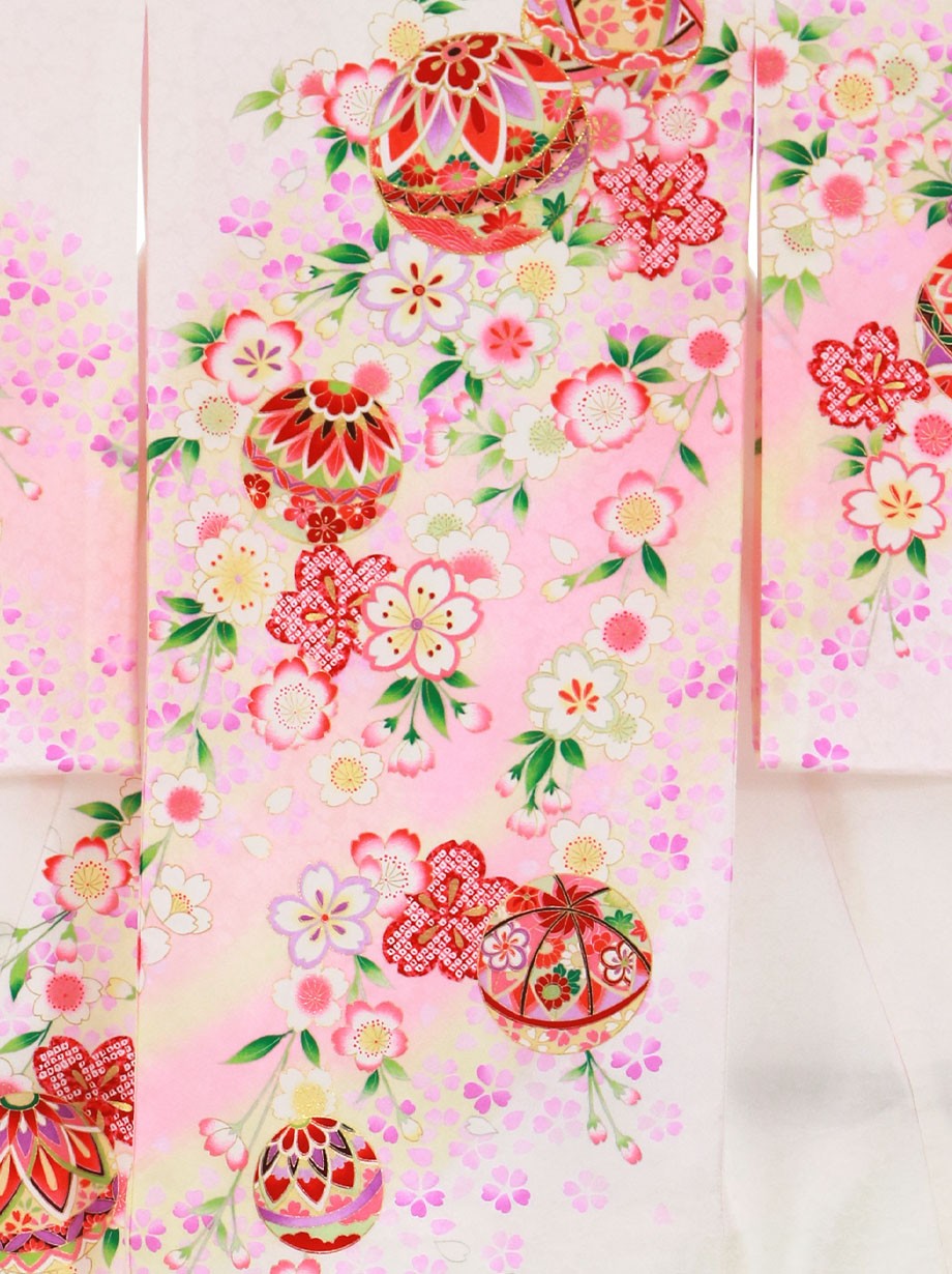 白地に鞠としだれ桜の祝い着（産着）／女児*