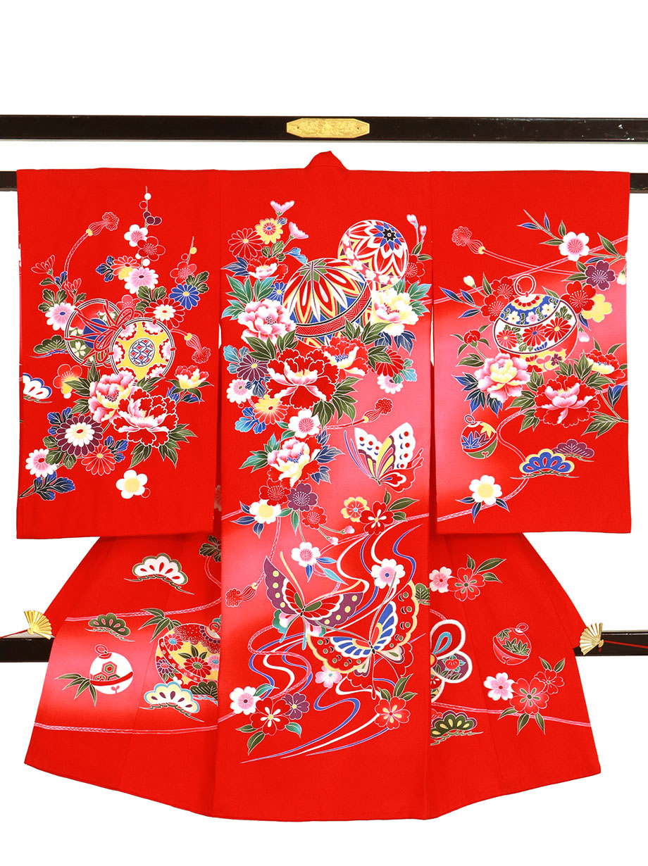 赤地に鞠と蝶々の祝い着（産着）／女児
